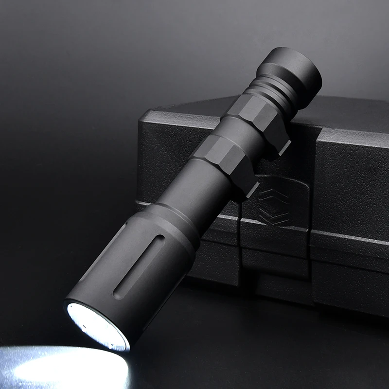 Linterna táctica PLH V2, luz de explorador de 1300 lúmenes, lámpara de arma de Metal para caza, iluminación exterior Airsoft - imagen 4