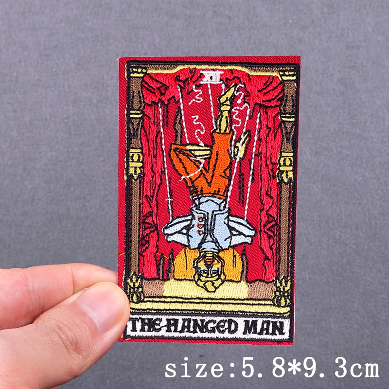 Parche bordado de cartas de Tarot de hombre colgado, parches para planchar para ropa, parche Fusible de costura de Doctor con pico de calavera Punk para ropa - imagen 3