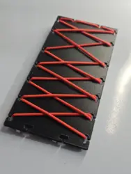 Almacenamiento fibra carbono para tarjetas SD con cuerda elástica