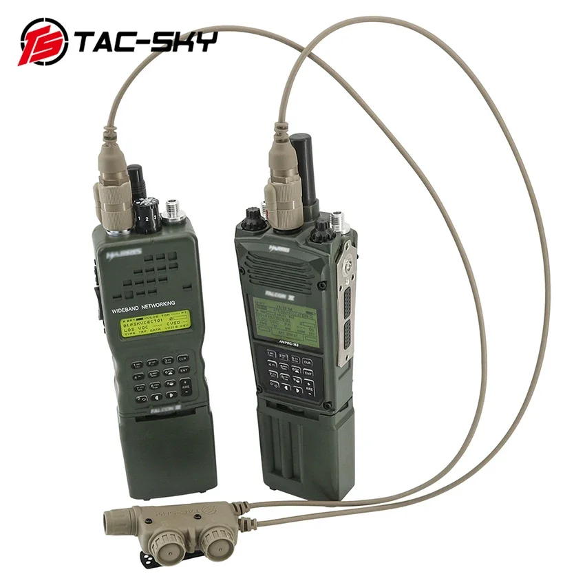 Dos dispositivos de radio están conectados con un cable