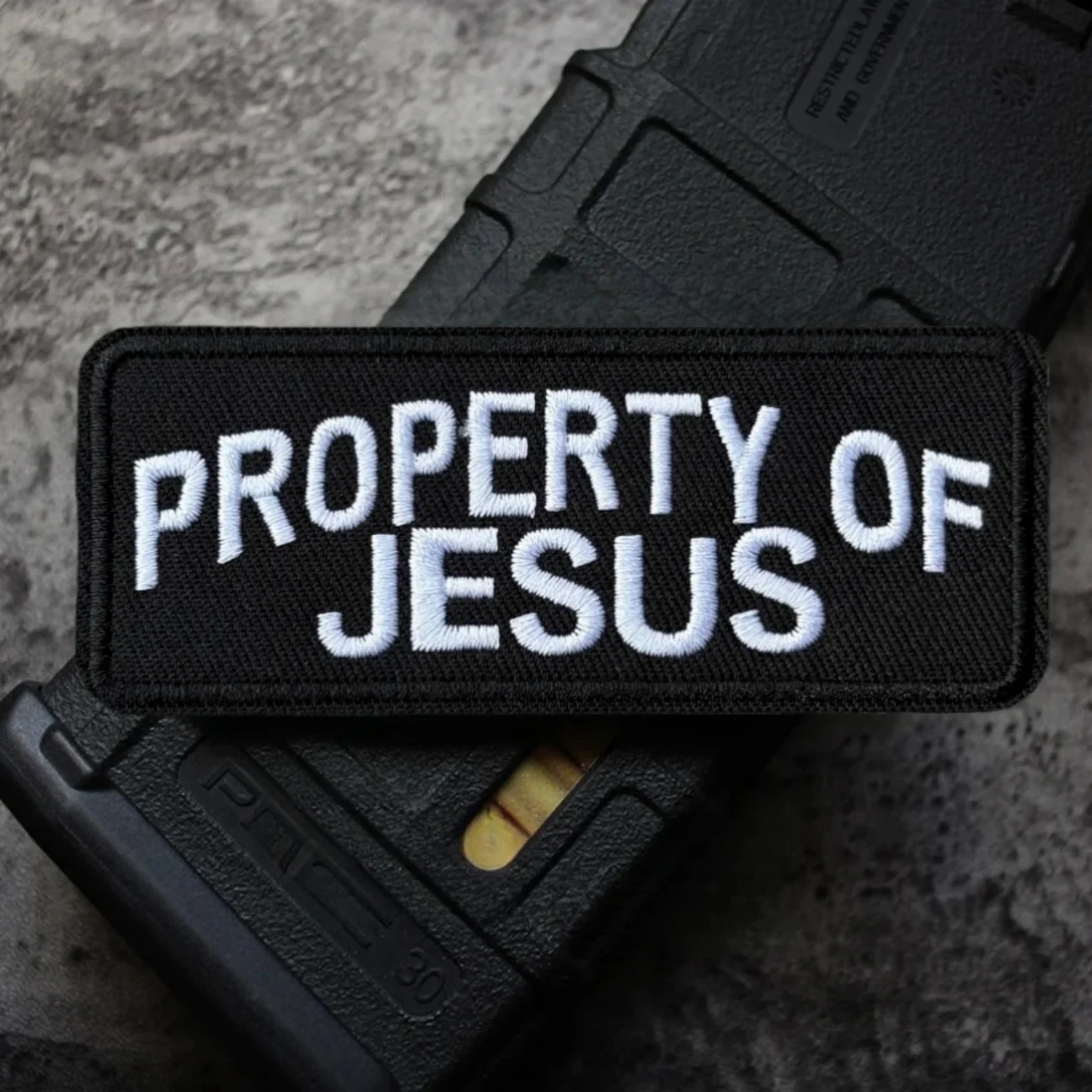 Insignia de moral de PROPERTY OF JESUS, parches bordados cristianos para ropa, apliques tácticos personalizados, pegatina para mochila con gancho y bucle - imagen 4