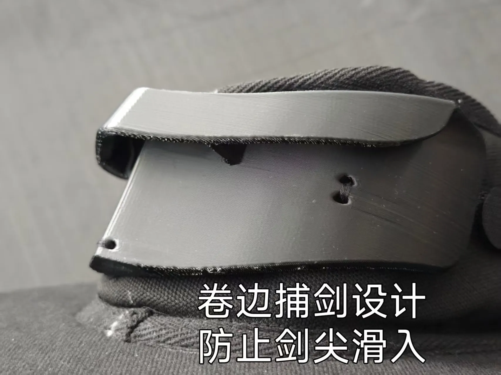 Gorjal protección cuello y garganta para esgrima HEMA - imagen 4
