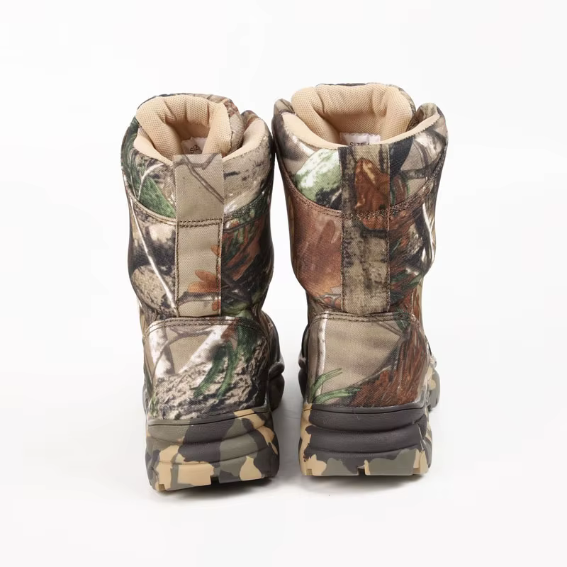 Botas en uso sobre terreno de piedra