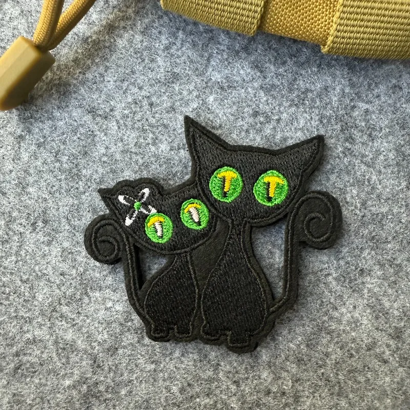 Parche bordado de dos gatos negros, insignia de moral táctica, parche militar con gancho y bucle para mochilas, chaquetas y ropa
