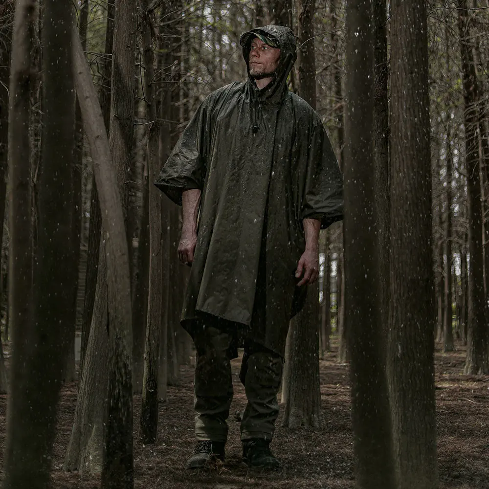 Emersongear BlueLabel Wind Rider Poncho de lluvia ligero Gabardina de secado rápido impermeable Mackintosh Slicker 7000 + mm