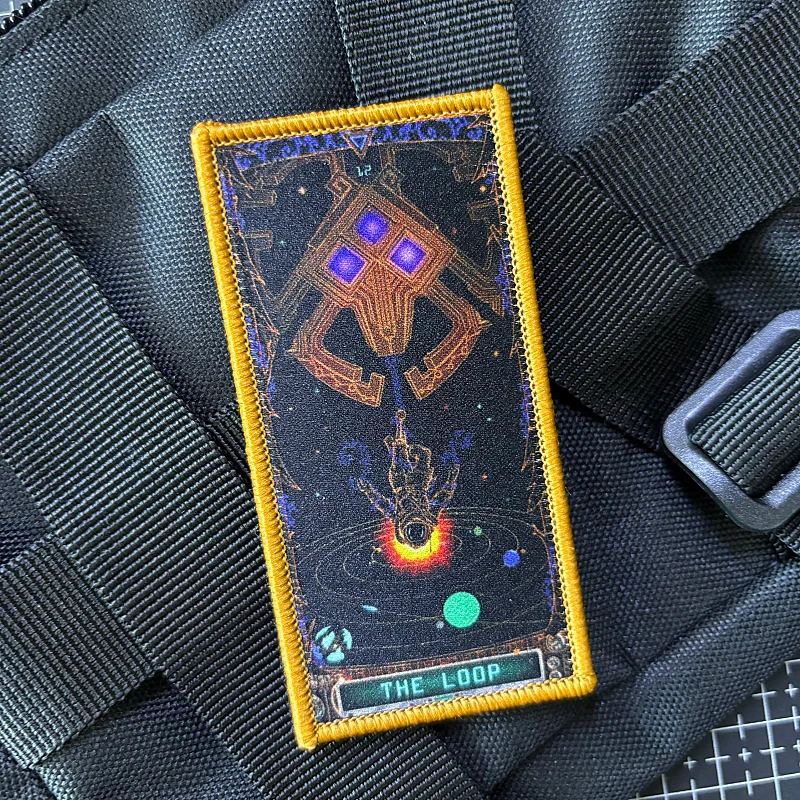 Parche táctico de cartas de juego, insignia de moral LOOP, brazalete con estampado de gancho y bucle, pegatina de cartas de Tarot - imagen 4