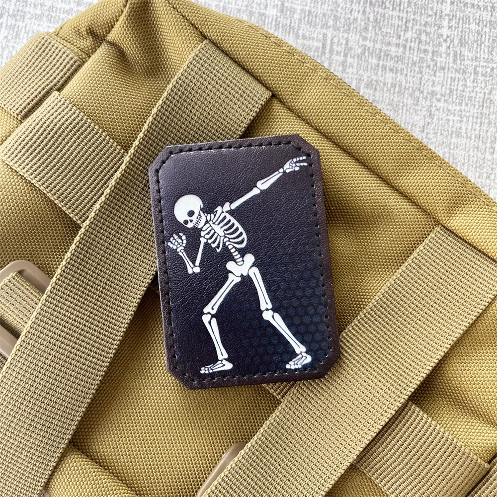 Parches de insignia de moral BLACK GUNS MATTER, mochila táctica de esqueleto de Anime, pegatina impresa de la libertad con pistola 2A Angel Woman Patriot - imagen 5