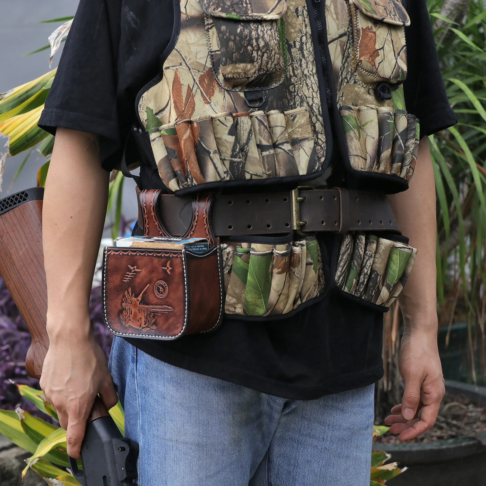 Tourbon-riñonera de cuero para munición, estuche para cartuchos, carcasa para pistola con 2 bucles de bala para caza con trampa de arcilla de calibre 12/16/20 - imagen 2