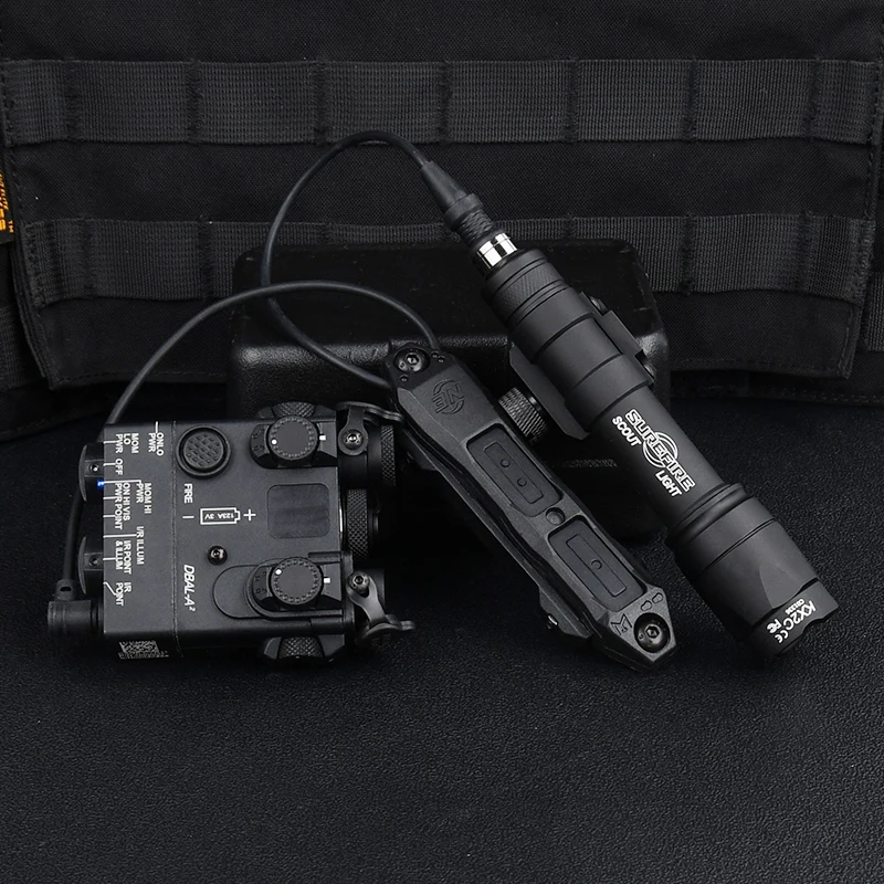 Indicador de punto láser DBAL A2 Airsoft rojo y verde, linterna táctica de caza M300 M600 C, interruptor de presión de Control Dual, accesorios - imagen 3