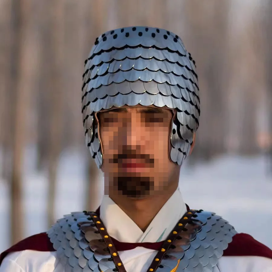 Escala armadura casco frotis armadura de hierro protección de la frente acero inoxidable