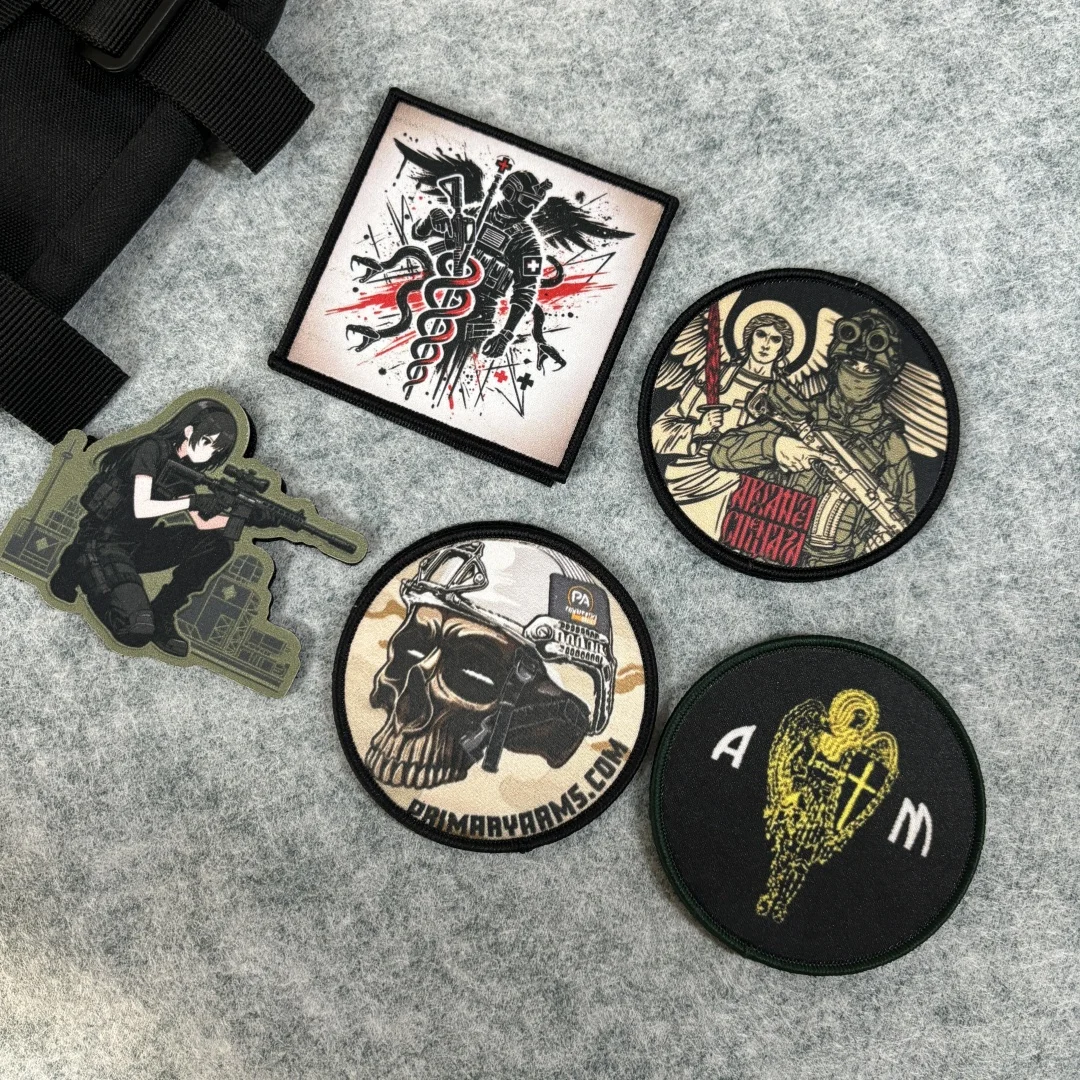 Parche táctico moral calavera con velcro para mochila y uniforme - imagen 2