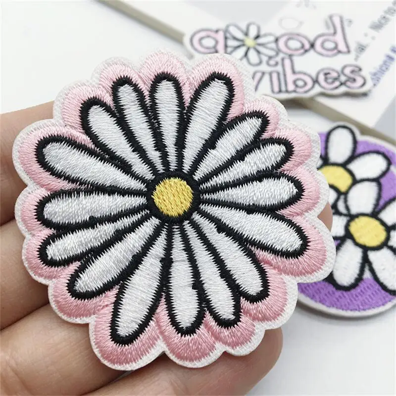 Parches bordados de flores de piezas, costura DIY para camisetas, bolsos, sombreros, chaquetas, zapatos, parche de tela de decoración, 5 uds. - imagen 5