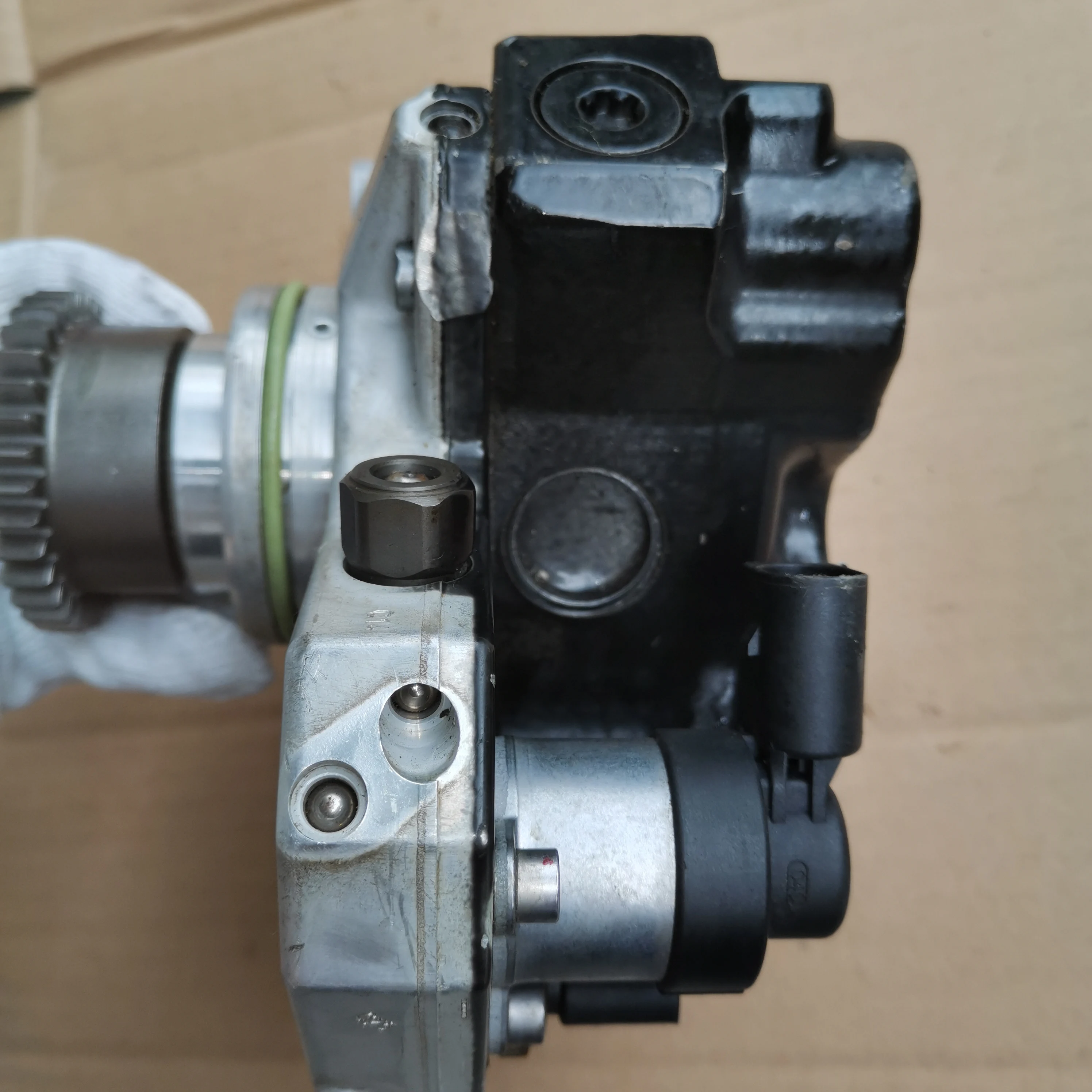 Aplicable a la bomba de aceite diésel de alta presión 642 GL300 GL350 GL450W166/164/ML300ML350 - imagen 2