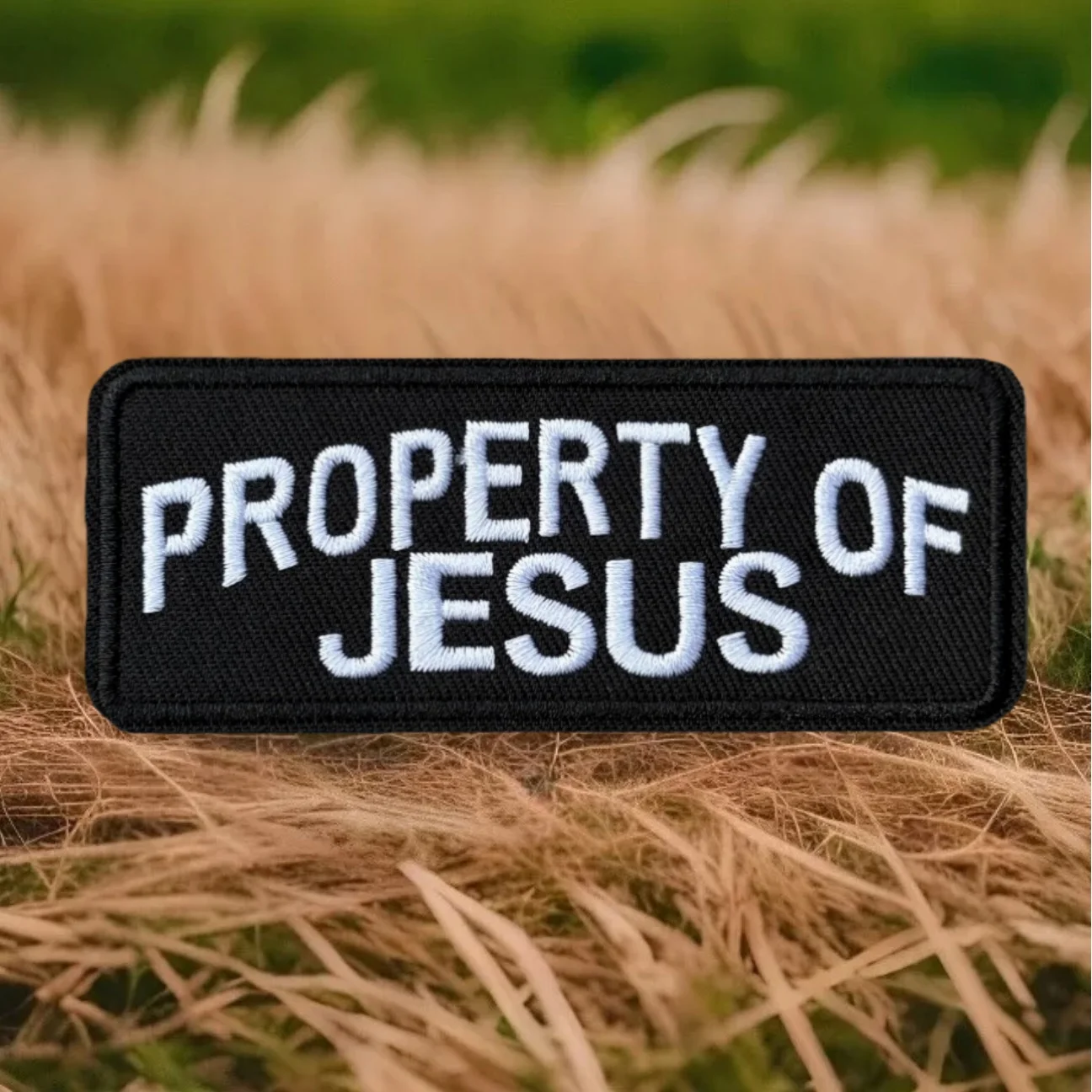 Insignia de moral de PROPERTY OF JESUS, parches bordados cristianos para ropa, apliques tácticos personalizados, pegatina para mochila con gancho y bucle