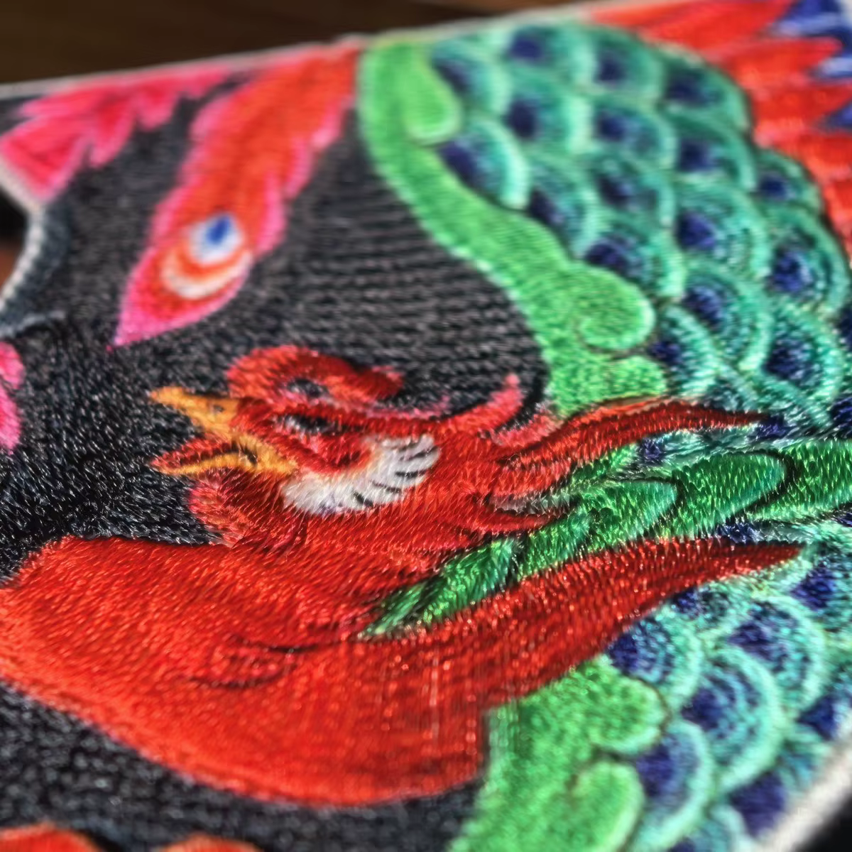 Parche bordado táctico gato estilo Ukiyo-e con máscara Prajna - imagen 4
