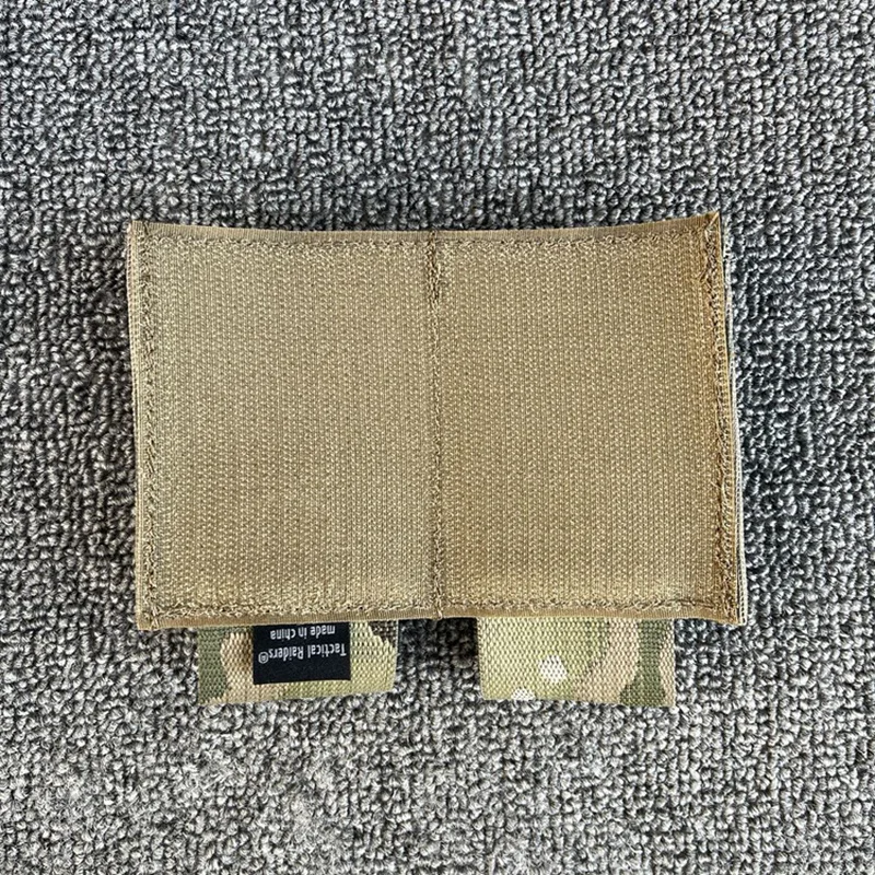 Portacargador táctico elástico con compartimentos integrados - imagen 4