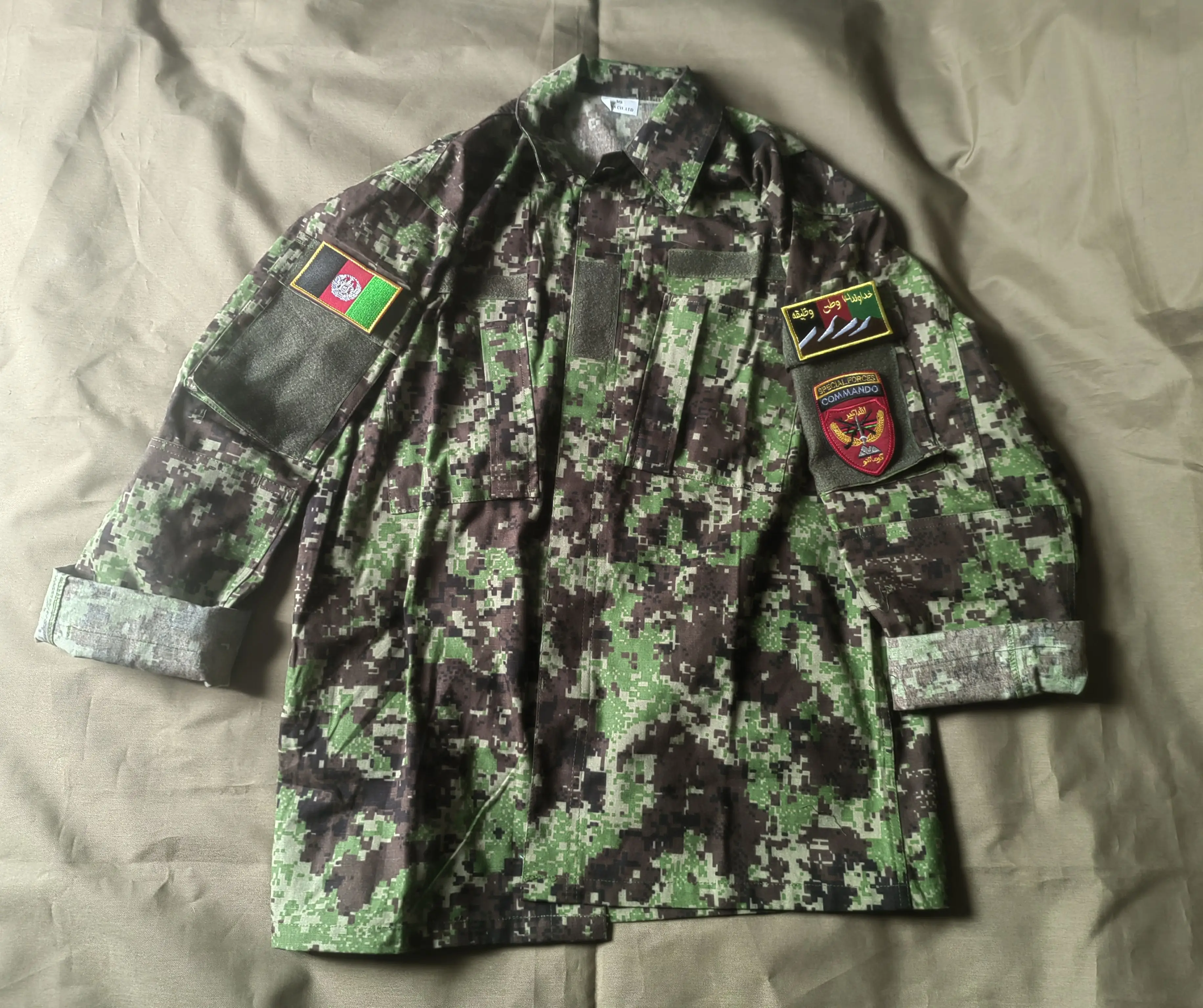 Conjunto de uniforme: equipo de combate táctico de camuflaje del bosque afgano, ropa de supervivencia al aire libre estilo ACU - imagen 2