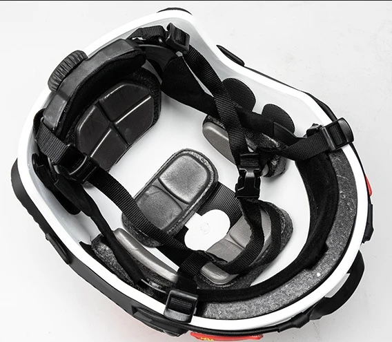 Casco táctico de color blanco para exteriores - imagen 5