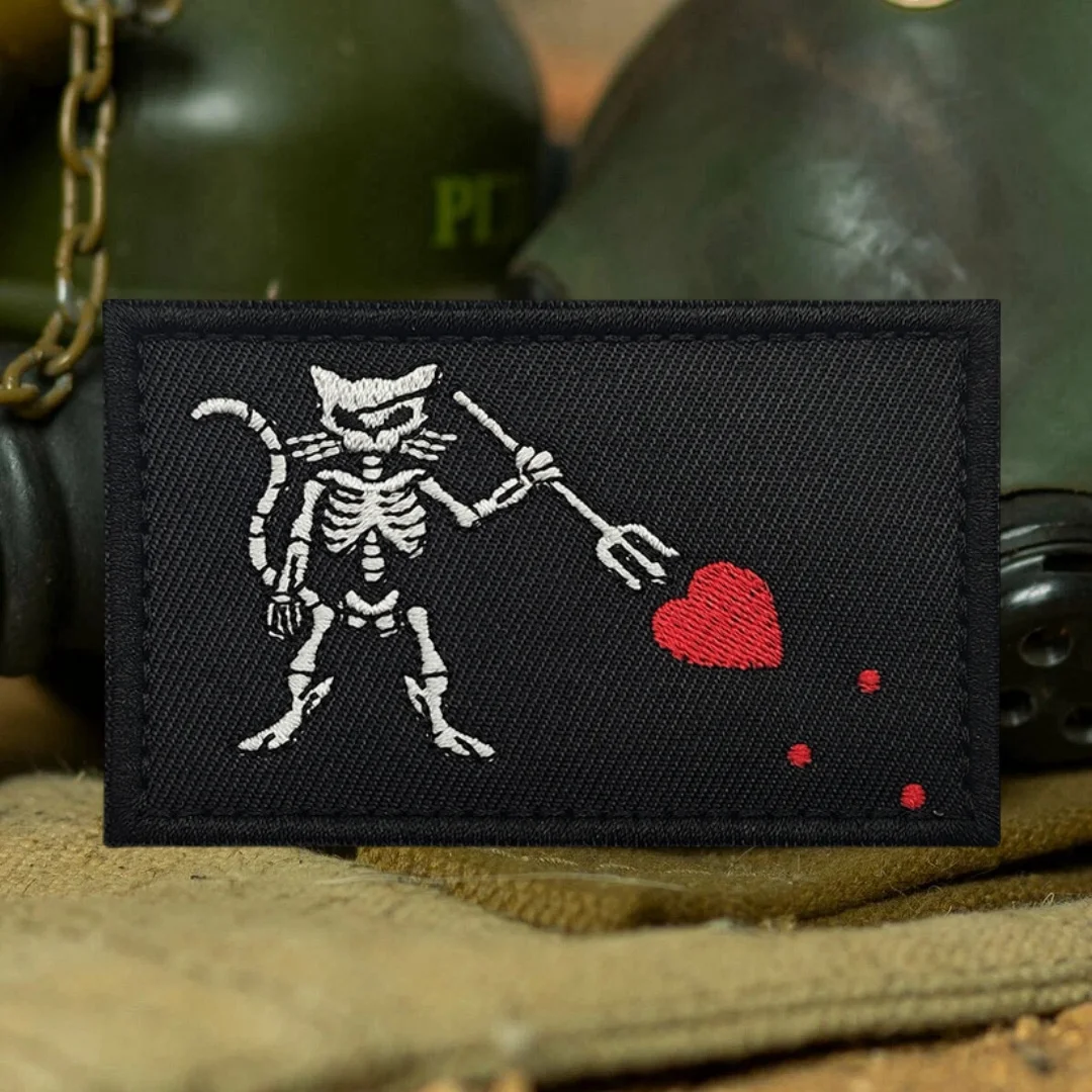 Parches bordados con gancho y bucle para ropa, brazalete militar, insignia de moral táctica, esqueleto, gato, hombre, Tridente - imagen 5