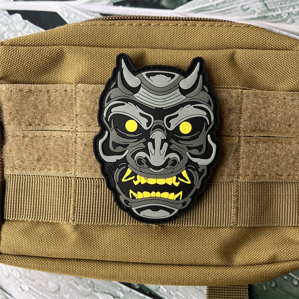 Parche táctico de cabra negra exótica Cthulhu, insignia de moral de PVC, parches de gancho y bucle para mochila, pegatinas militares, máscara de guerrero monstruo - imagen 5