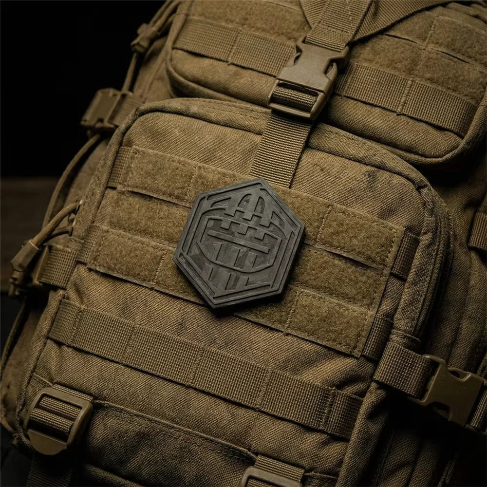Brazalete táctico carbono Escape Tarkov – Parche coleccionista militar - imagen 4