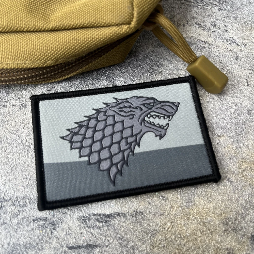 Parche de lobo, insignia de moral táctica, emblema del ejército militar, pegatina para mochila, parches tejidos con gancho para ropa - imagen 4