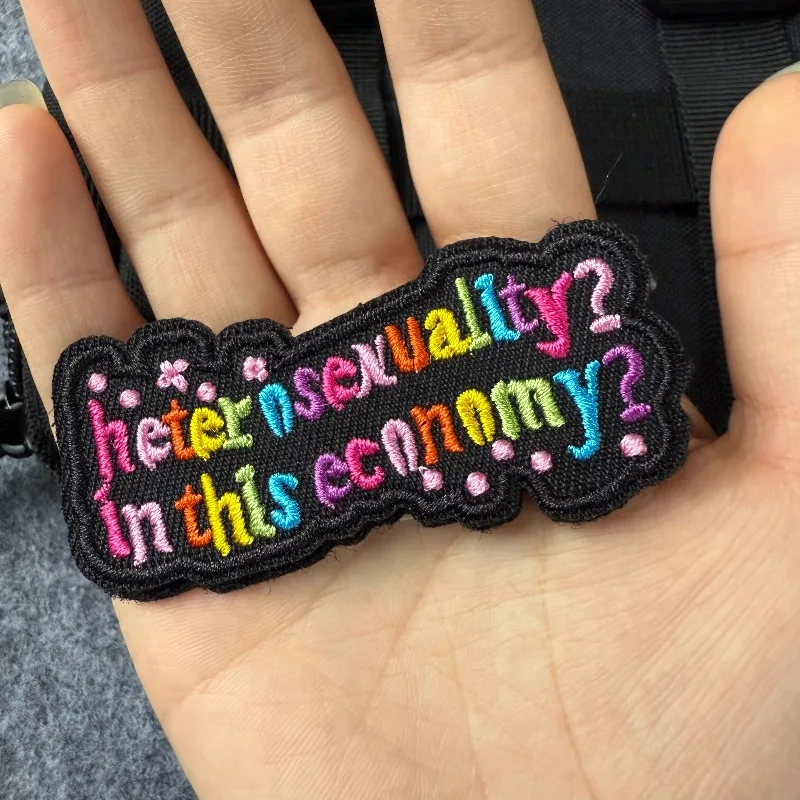 ¿Eeterosexualidad? en esta economía? Parche bordado Rainbow Pride, apliques de tela, parches, ropa, mochila, accesorios DIY - imagen 2