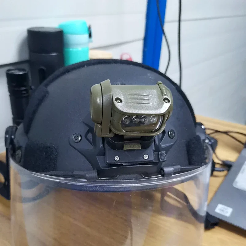 Faro táctico para casco, lámpara de cabeza para exteriores con iluminación Led, 70 lúmenes, nueva versión civil - imagen 3