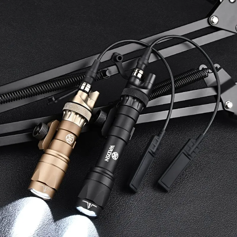 WADSN linterna táctica tapa trasera de Metal M300 M600 PLHV2 luz de explorador de caza al aire libre interruptor de presión de doble función constante - imagen 4
