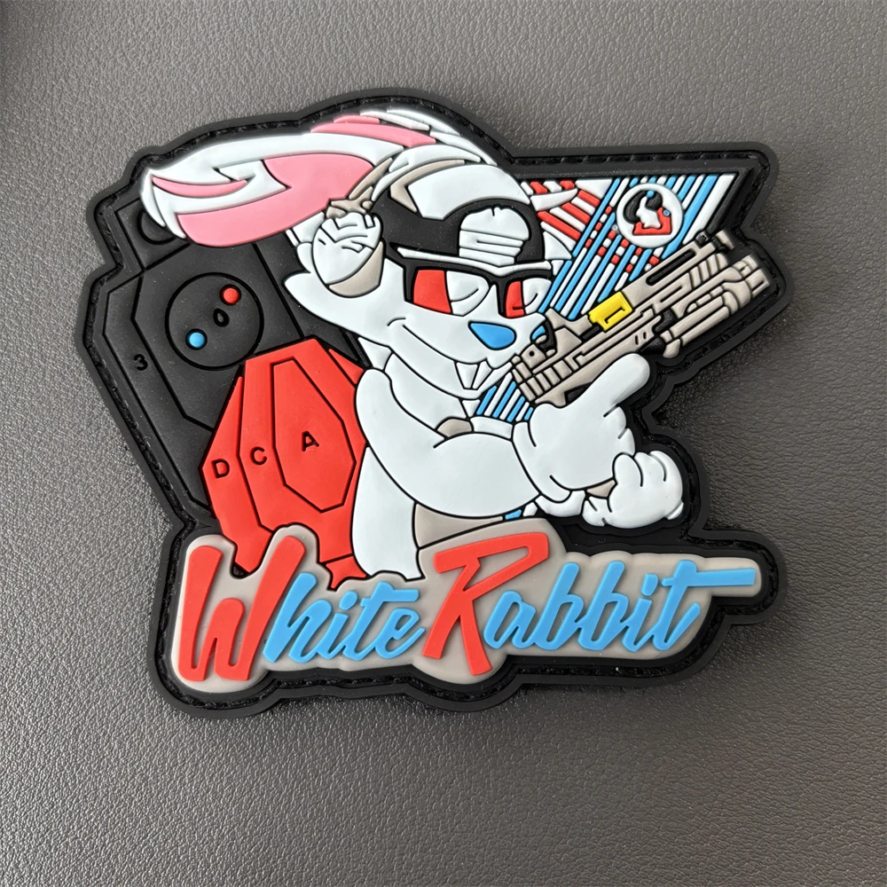 Parche de PVC de guerrero salvaje de Anime, 12 señales de animales de dibujos animados, parches tácticos de conejo, insignia de moral del ejército militar, pegatinas para mochila - imagen 4