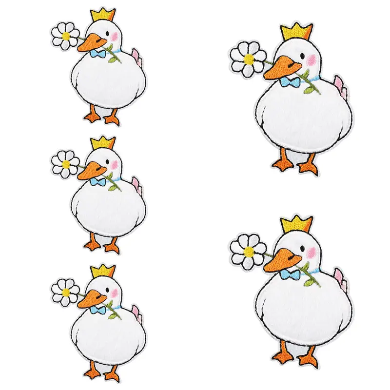 5 unids/lote parche bordado de dibujos animados parches para planchar para ropa parches termoadhesivos DIY insignias de rayas de animales en la mochila - imagen 2