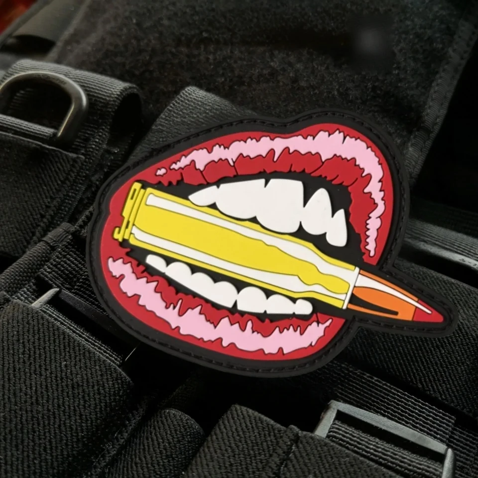 Parche de PVC 3D de bala de labio, insignia de moral táctica, parches de gancho y bucle, brazalete personalizado del ejército militar táctico, pegatina para mochila - imagen 5