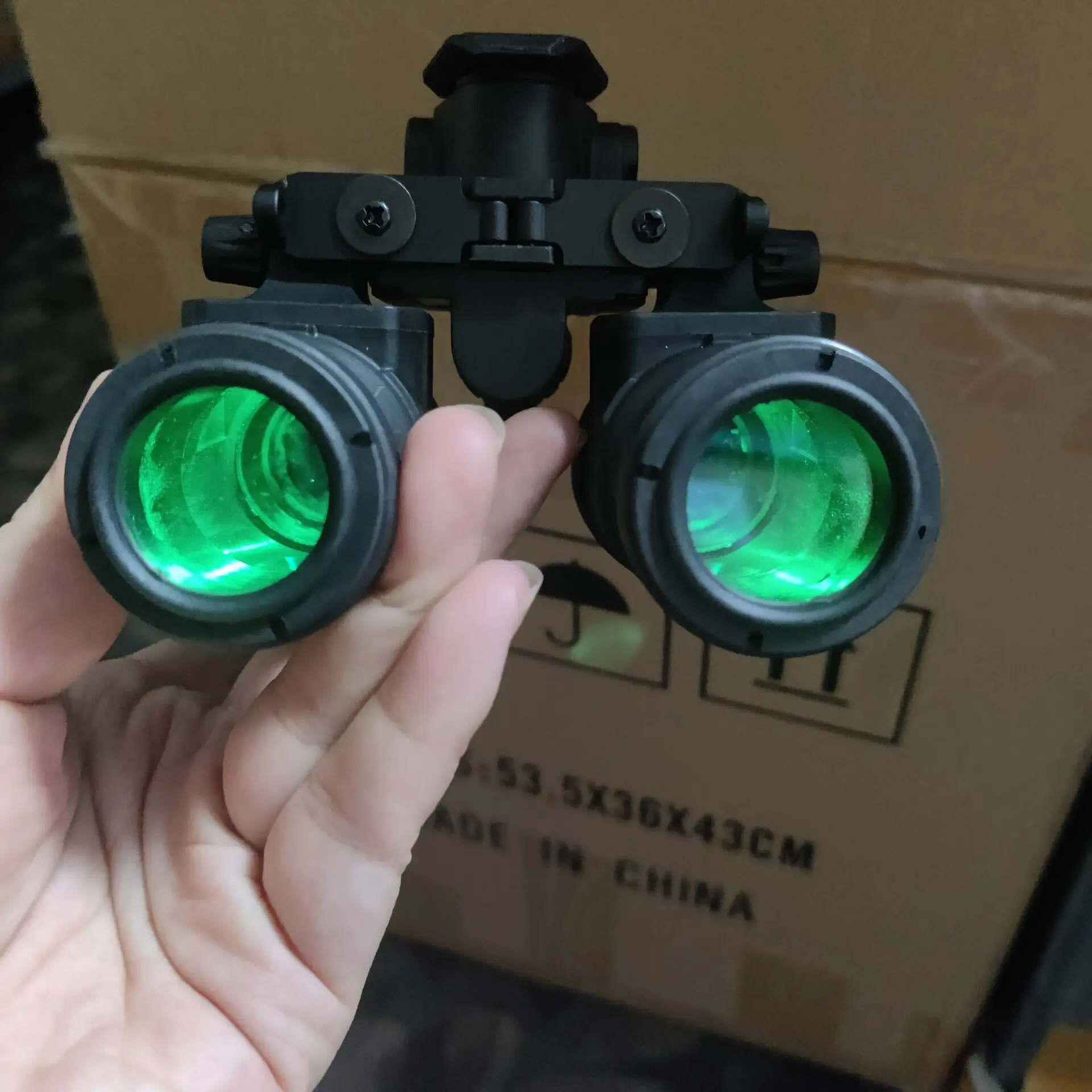 FMA táctico Airsoft Binocular visión nocturna no funcional/versión luminosa modelo AN/PVS31 modelo simulado con caja de batería TB1284 - imagen 5