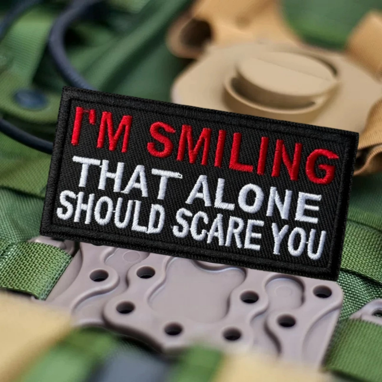 Parches de gancho y bucle bordados sonrientes que solo para ropa, parche táctico de moral, pegatina para equipo de mochila del ejército militar - imagen 3