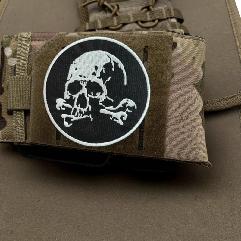 Parche bordado de esqueleto de hueso, chaleco táctico, insignia de moral con gancho y bucle, pegatinas decorativas para mochila, parches para brazalete para ropa - imagen 5