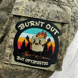 Parche bordado 3D quemado pero optimista, chaleco táctico, insignia de moral con gancho y bucle, pegatinas para mochila, parches para brazalete para ropa