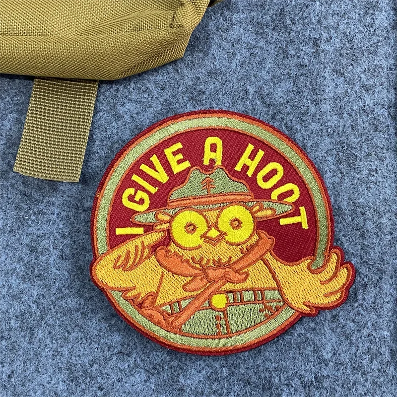 I give a hoot Rooster parche bordado, insignia de Moral de cabeza de Lobo, es fino, everytjing Es una pegatina fina, parches de mochila - imagen 5