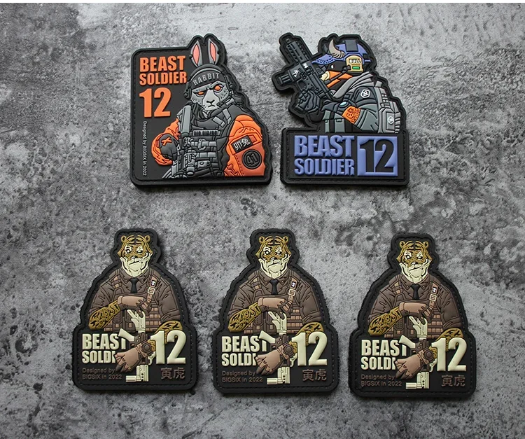 Insignia de Moral del guerrero de la bestia del zodiaco, Loong chino, dragón, Tigre, conejo y vaca, parches de PVC, mochila táctica, pegatina decorativa - imagen 3