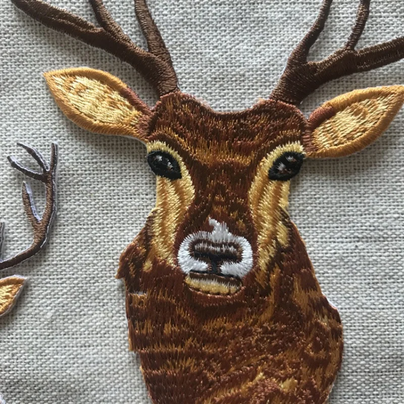 Apliques bordados de ciervos de Navidad de dibujos animados, parches para planchar para ropa, pegatinas de cabeza de alce, insignias de animales bonitas, Parches - imagen 3