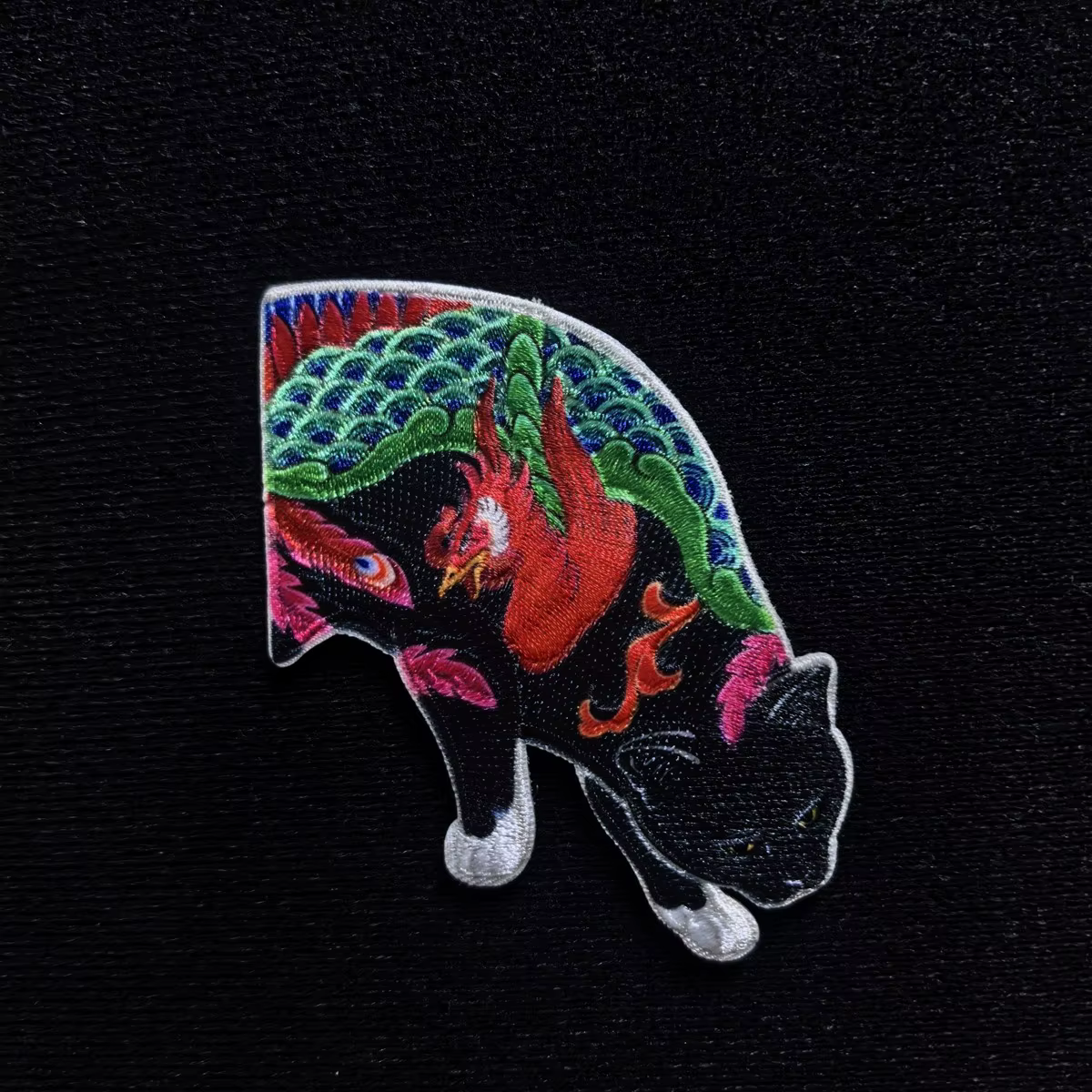 Parche bordado táctico gato estilo Ukiyo-e con máscara Prajna - imagen 3