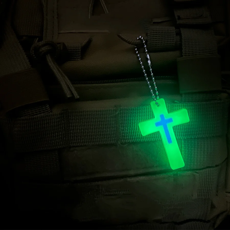 Colgante de Cruz luminosa de dos colores, llavero de Color Santa Cruz, mochila, bolso cruzado - imagen 3