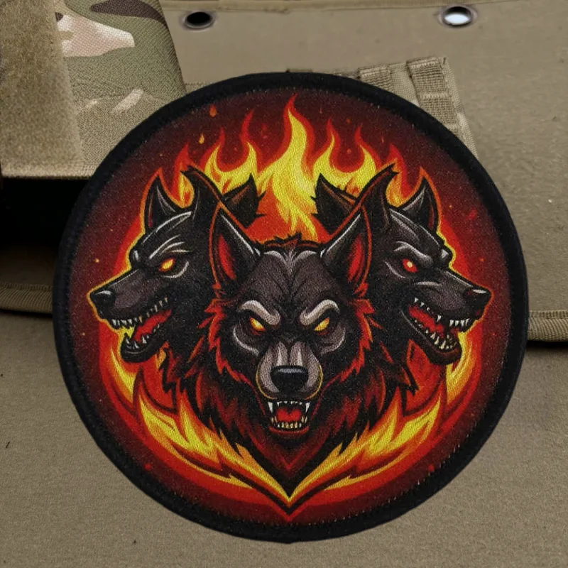 Parche táctico Flame Hell Dog – Insignia moral con velcro - imagen 4