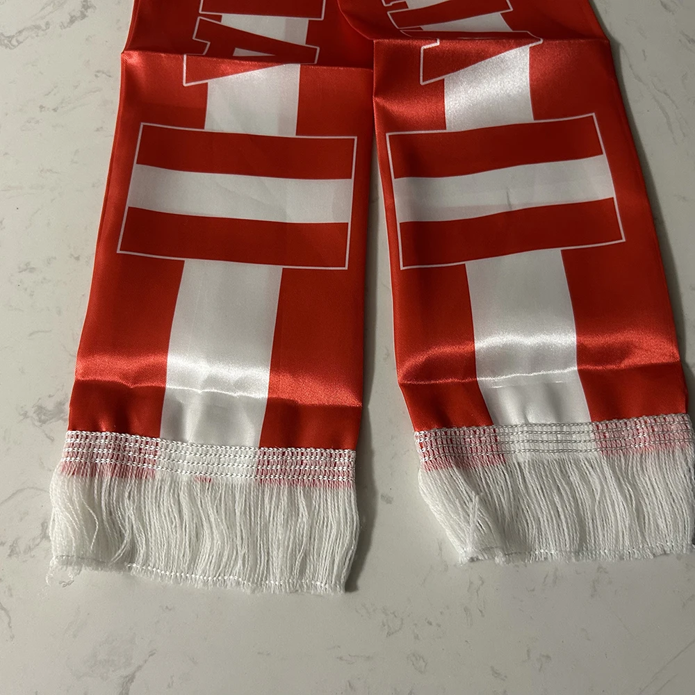 Bufanda Austria doble cara satén estampada con borlas - imagen 4