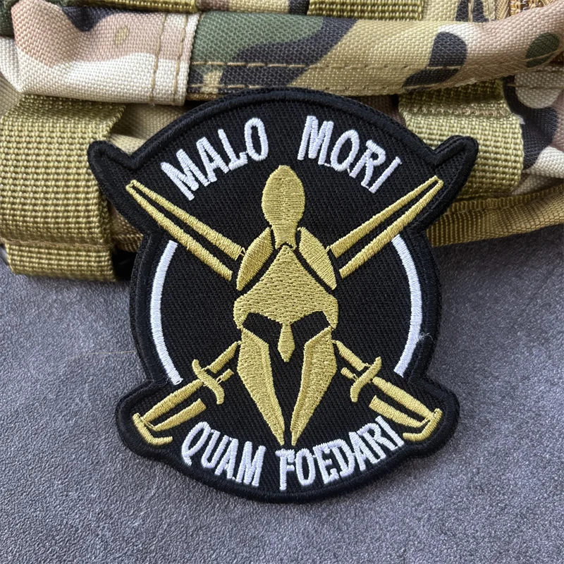 Parche bordado "dobles espadas", insignia de moral táctica, parches de gancho, ropa, mochila, pegatinas, brazalete - imagen 4