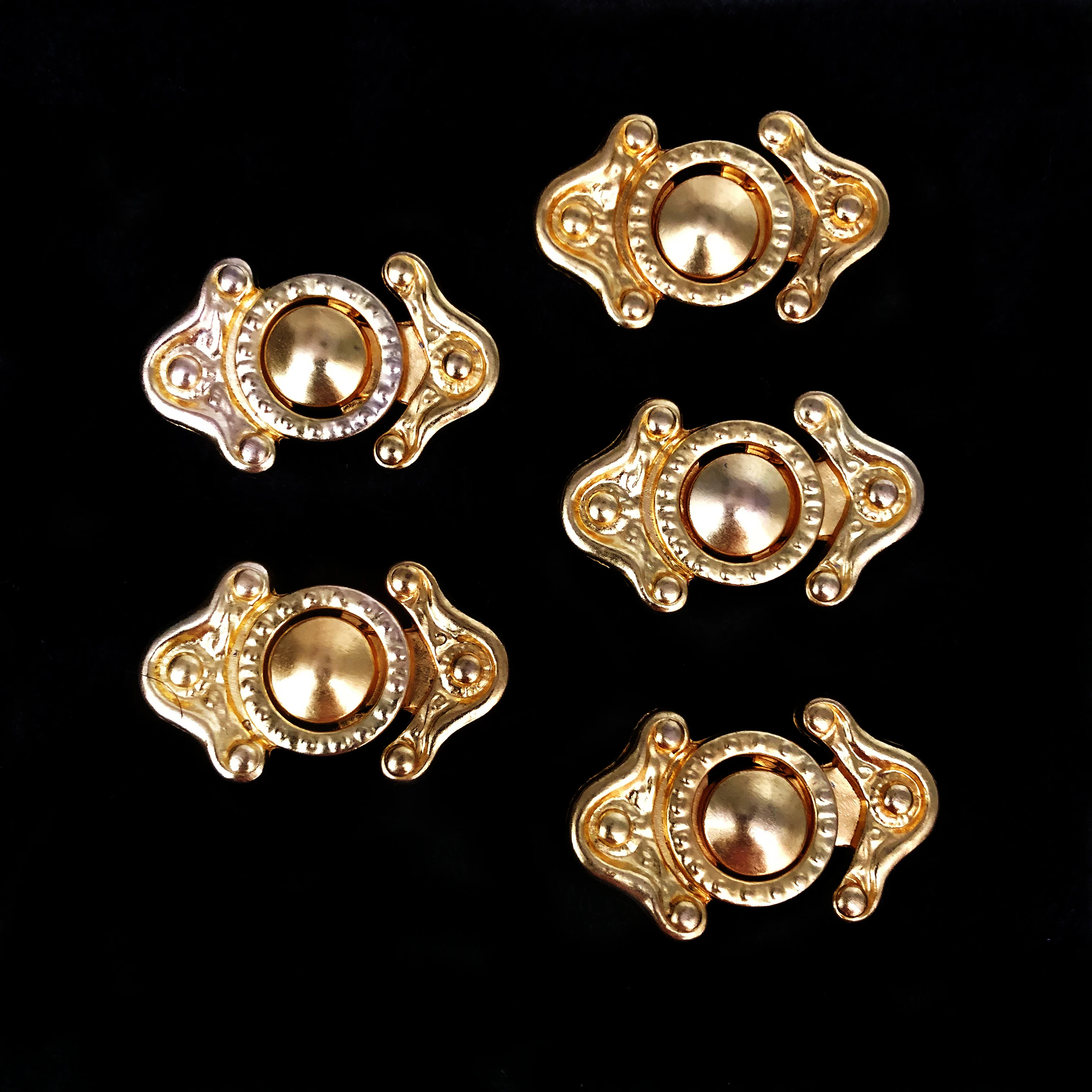 Armadura de cuerpo recto, cierre a presión especial, hebilla emparejada, decoración de armadura, hebilla de tela, accesorios de armadura - imagen 2