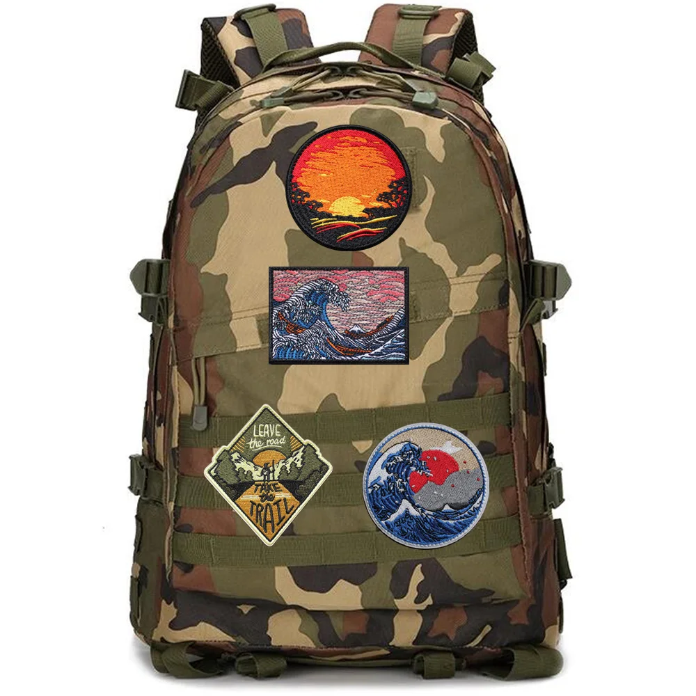 Mochila táctica ignífuga MOLLE con kit acampada y parches Velcro - imagen 4