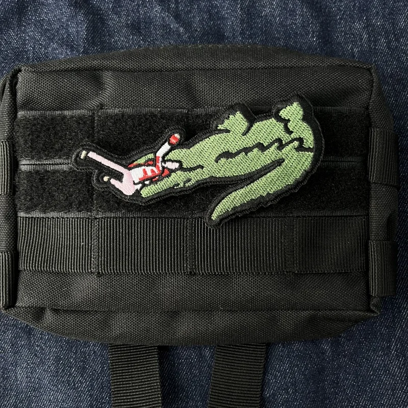 Parches bordados de cocodrilo para morder, pegatina de brazalete salvaje de aventura al aire libre, insignia de moral para ropa, aplique de mochila - imagen 3