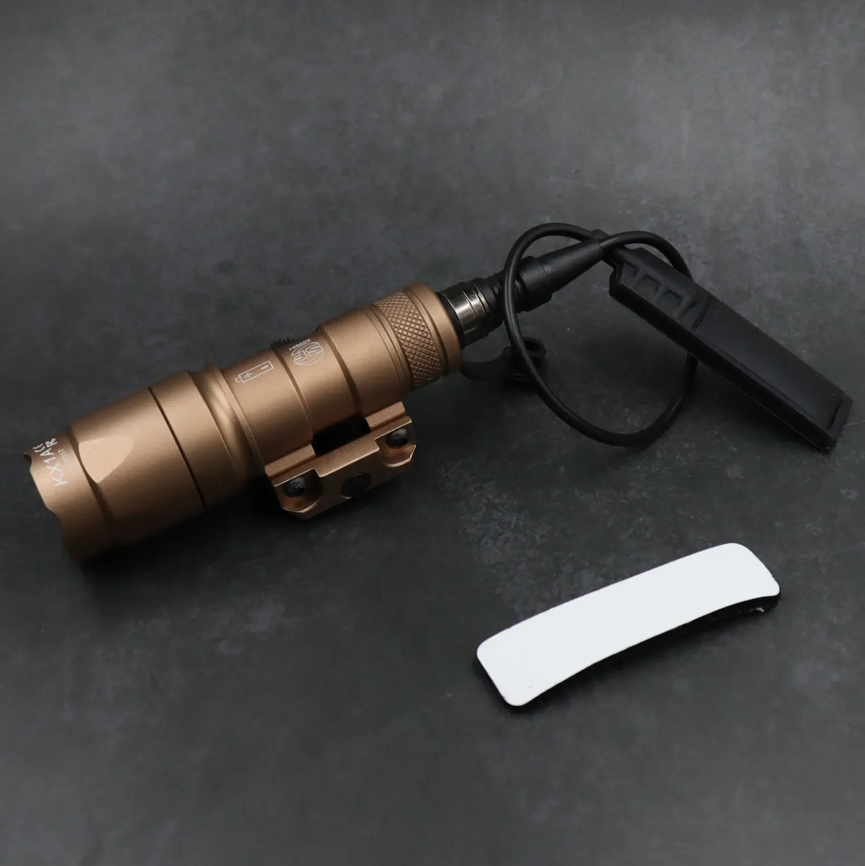 Element-LINTERNA LED para arma de rifle, foco de caza, interruptor de almohadilla de presión momentánea, M300a,M600c,SF - imagen 2