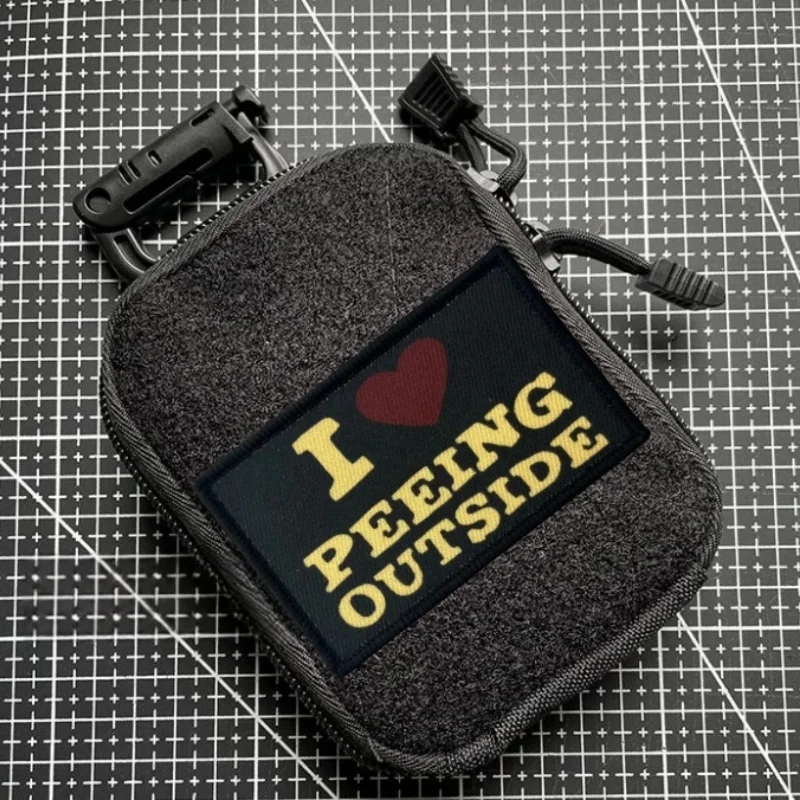 Parche moral táctico para mochila o uniforme: me encanta orinar fuera - imagen 4