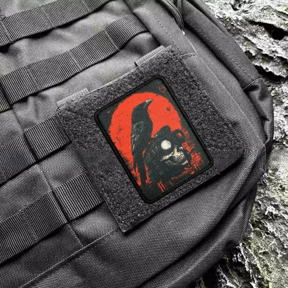 Insignia de moral de calavera de visión nocturna, brazalete militar táctico de cuervo, parche de gancho y bucle impreso de combate guerrero, pegatinas para mochila - imagen 5